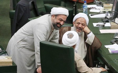 مجلس، صحنه تقابل سیاسی تندروها